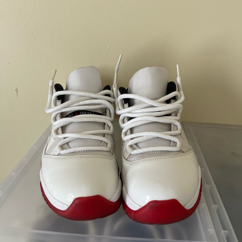 Jordan 11 low
